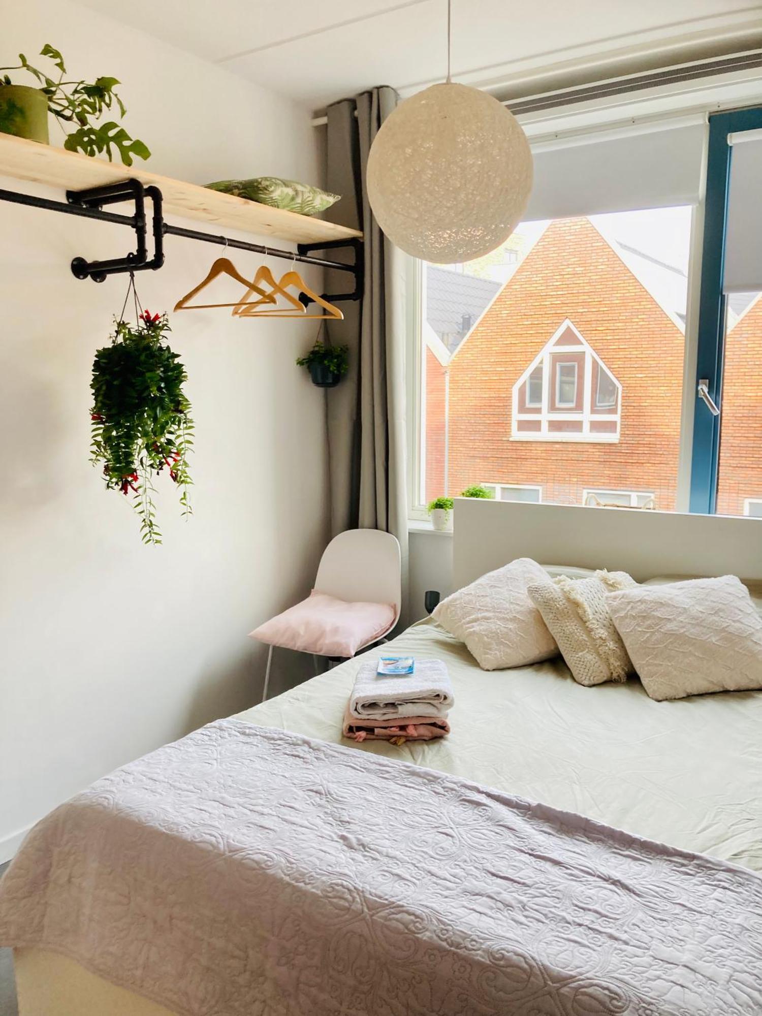 Canal House - Homestay Alkmaar Buitenkant foto